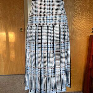 APPARALEL Pleated Knit Skirt Size L